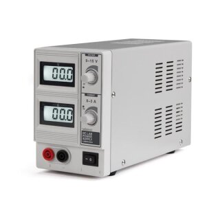 DC-LABORNETZGERÄT 0-15 VDC / 0-3 A MAX. MIT 2 LCD-DISPLAYS